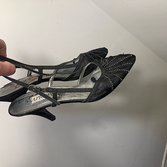 Black With Ankle Strap Beautiful Formal Dress Shoes Lace Low Heeled - Picture 8 of 10